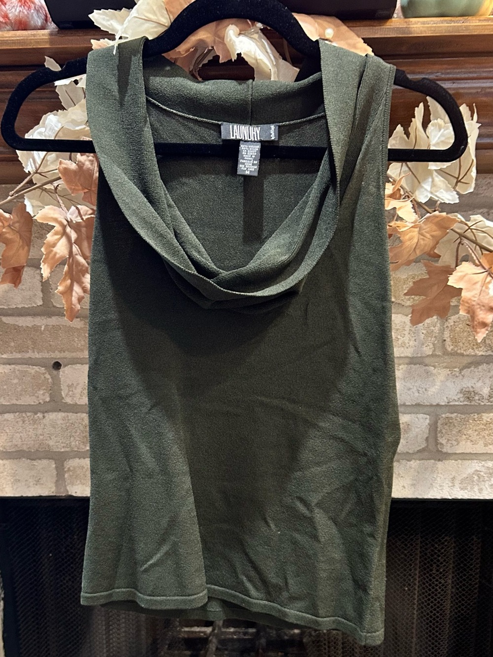 Laundry By Shelli Segal Olive Green Cowl Neck Sleeveless Sweater EUC